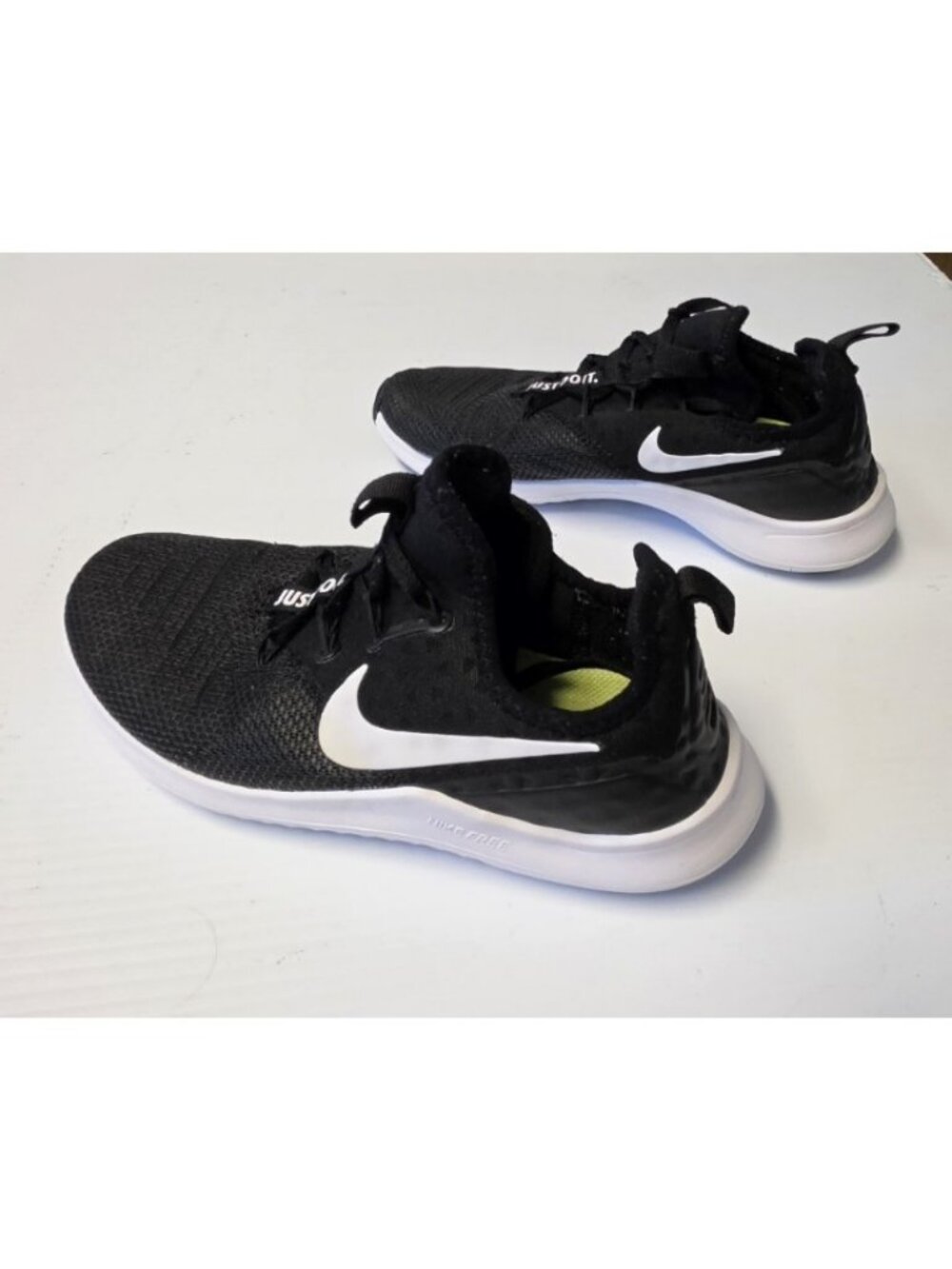 Nike Free TR 8 Women's Shoes Size 7 Black In Excellent Condition!
